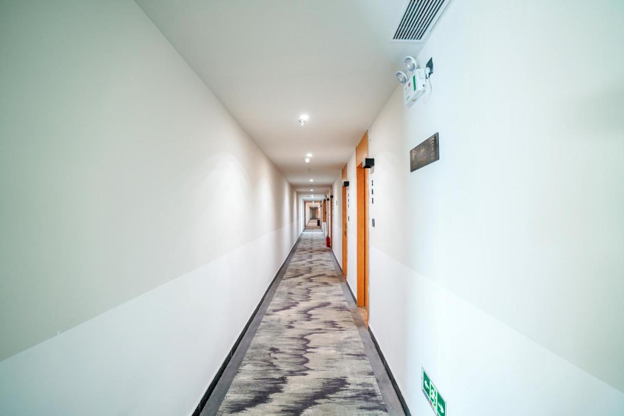 Felice Hotel-Guangzhou Baiyun International Airport Renhe Metro Station Branch قوانغتشو المظهر الخارجي الصورة